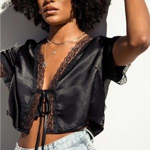 Princess Polly Vintage Tie Up Top, size 2 US black, like new